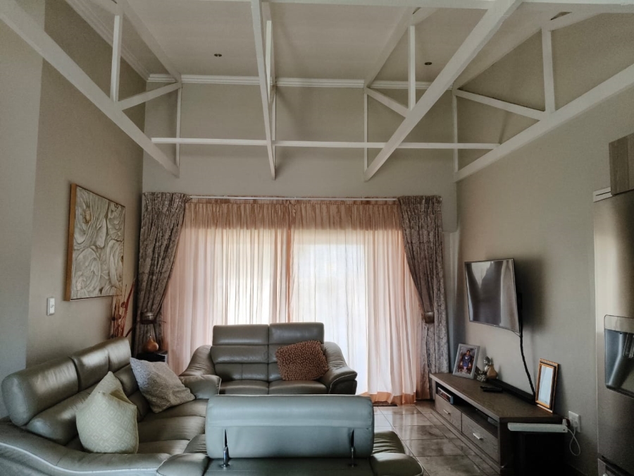 3 Bedroom Property for Sale in Waterval East North West